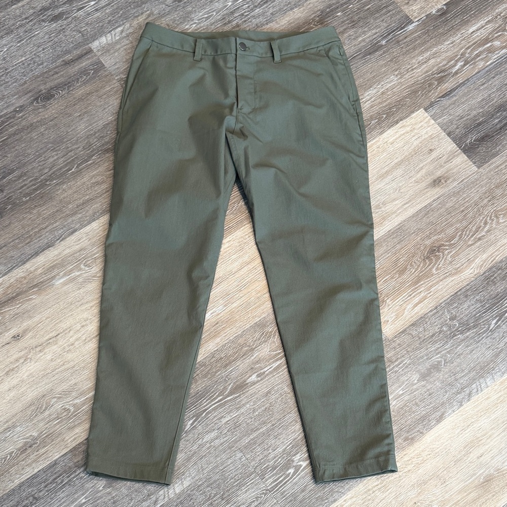 Lululemon abc smooth twill
